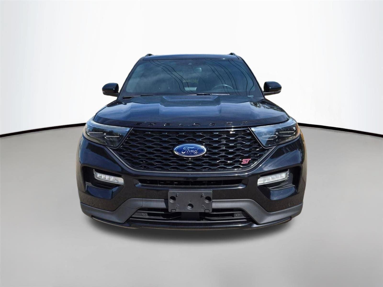 Used 2020 Agate Black Metallic Ford ST image 2