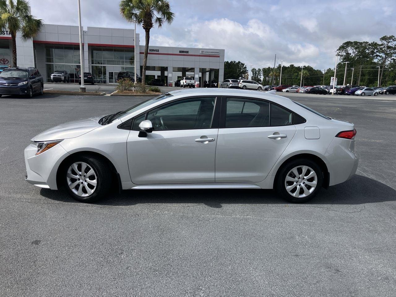 Used 2025 Silver (Classic Silver Metallic) Toyota LE image 2