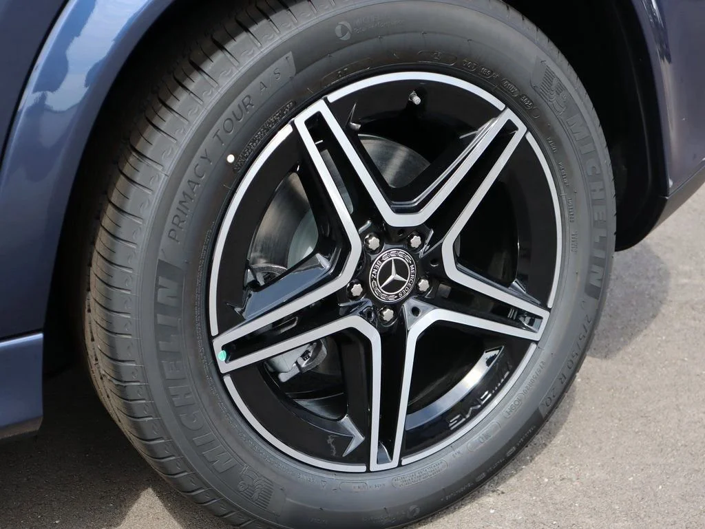 New 2026 Twilight Blue Metallic Mercedes-Benz GLE 450 image 99