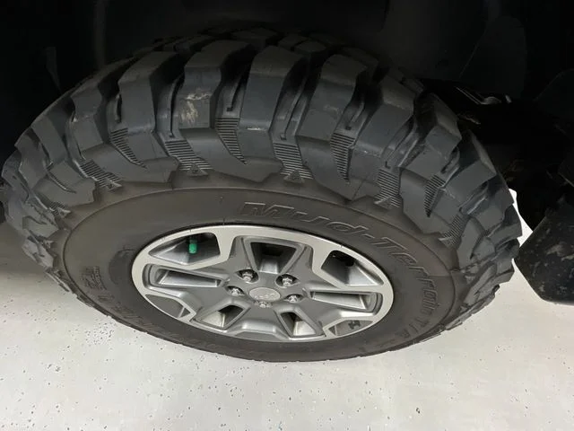 Used 2017 Black Jeep Rubicon image 30