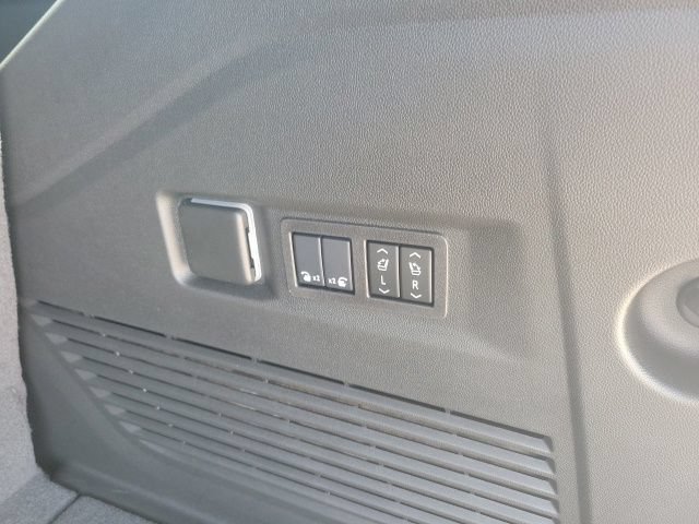 2026 Chevrolet Tahoe LT - Photo 27