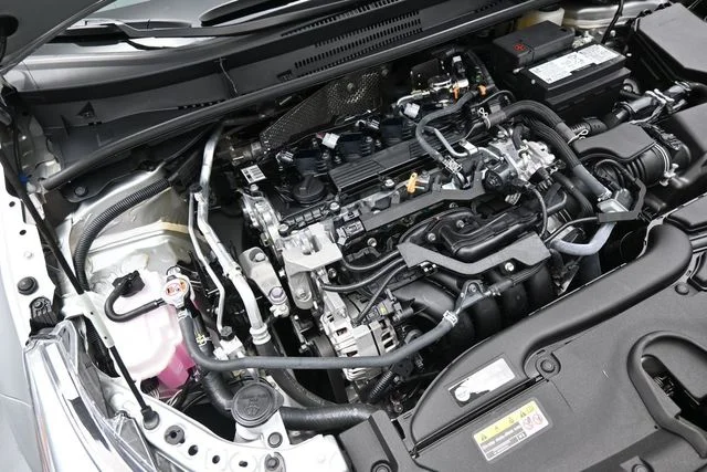 Used 2025 Silver Toyota LE image 38