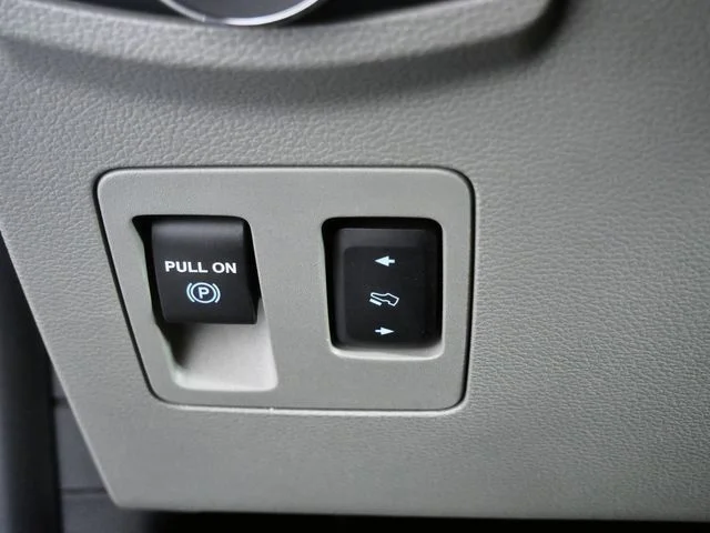 Used 2019 Blue Ford XLT image 24