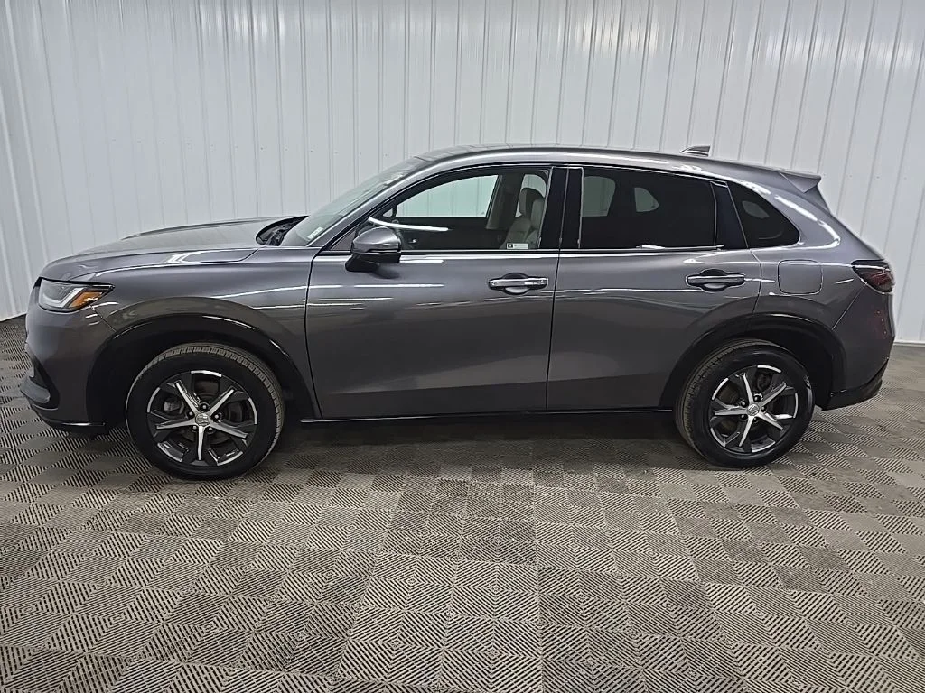 Used 2023 Gray Honda EX-L image 5