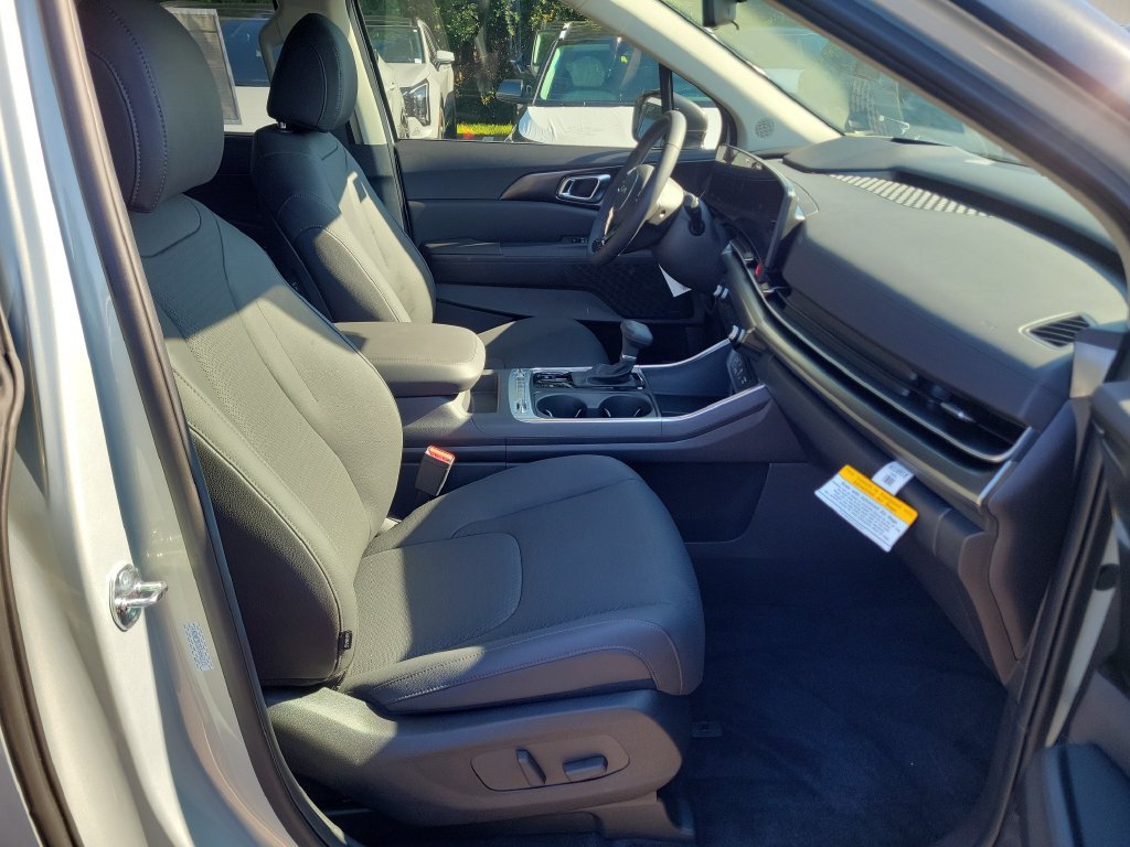 New 2026 Ivory Silver Kia SX Prestige image 7