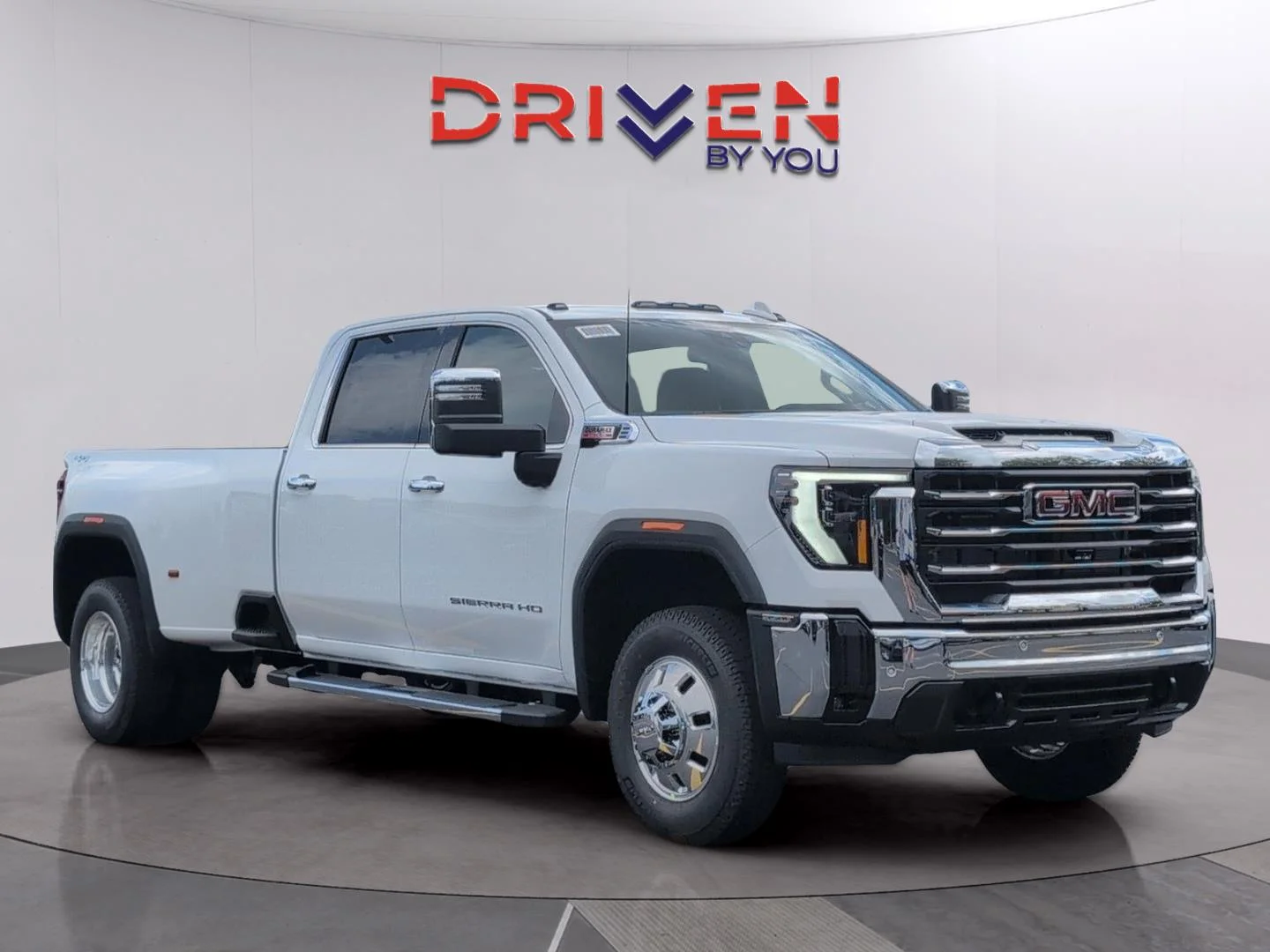 New 2026 Summit White GMC SLT DRW image 6