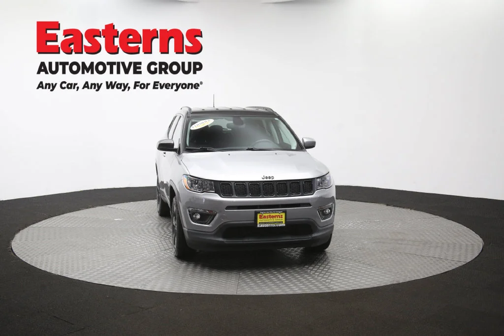 Used 2020 Silver Jeep Latitude image 52