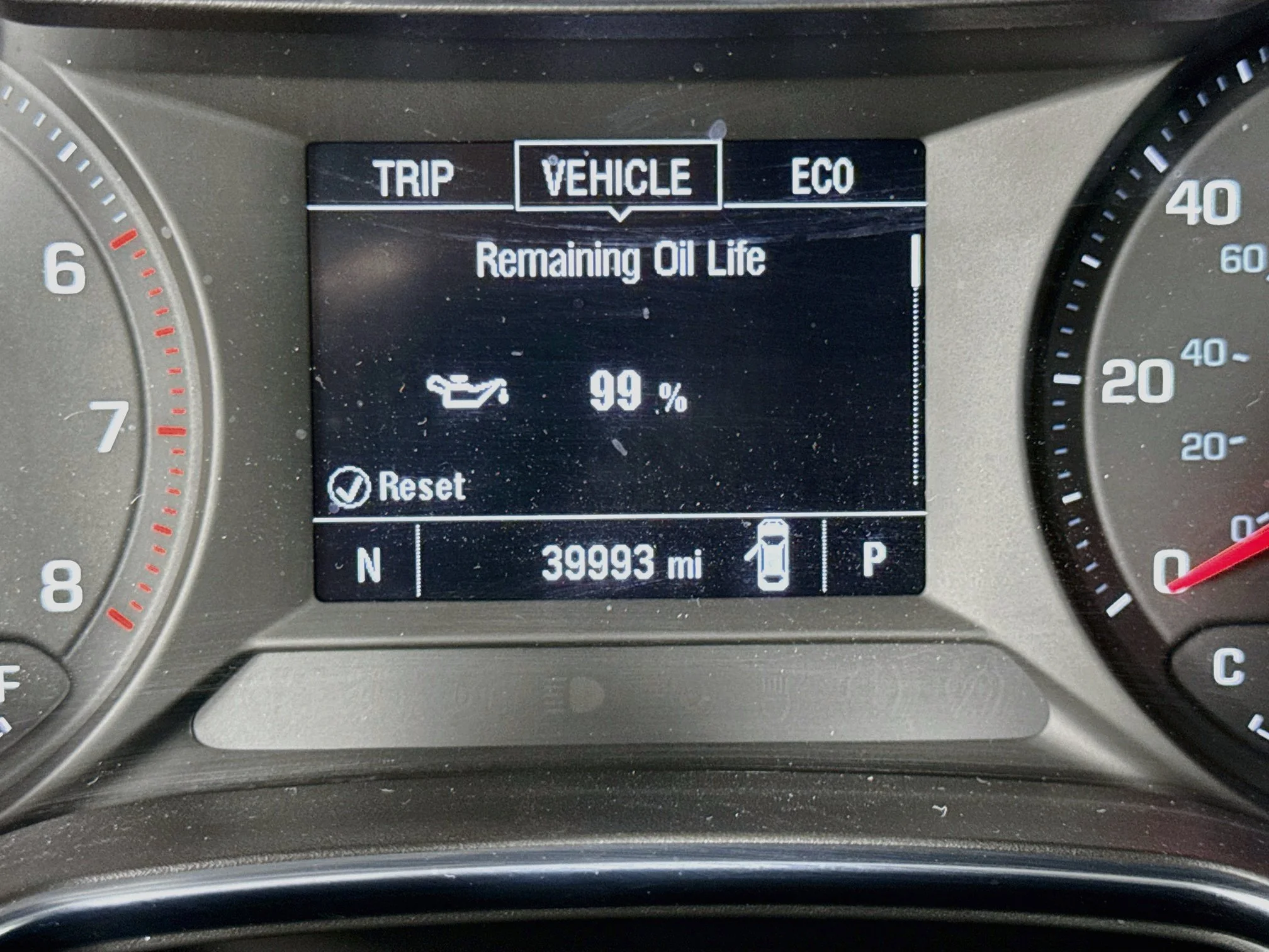 Used 2023 BLUE GLOW METALLIC Chevrolet LT image 14