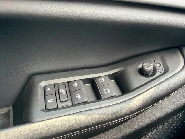 New 2026 Gray Jeep Altitude image 24