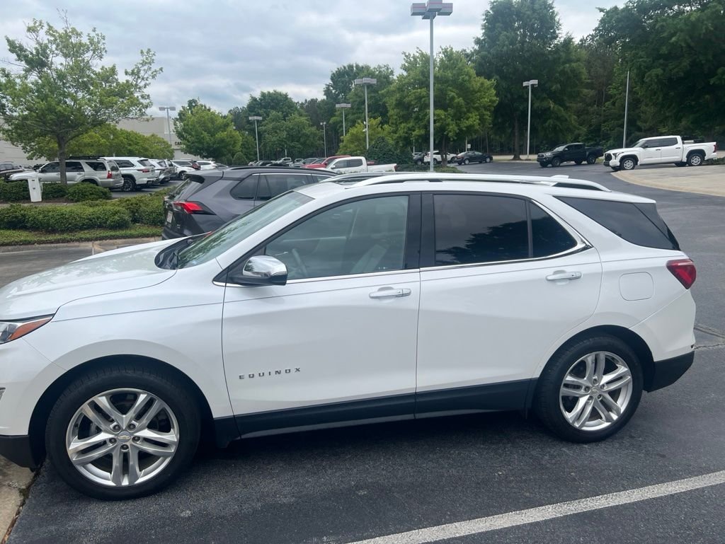 Used 2018 Chevrolet Equinox Premier with VIN 2GNAXMEV8J6103114 for sale in Irmo, SC