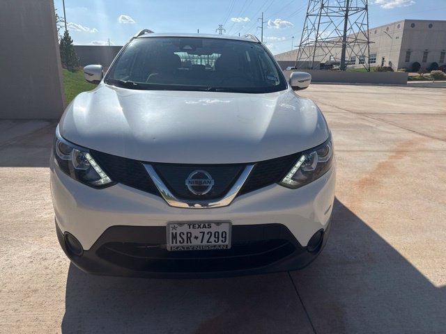 Used 2019 White Nissan SV image 2