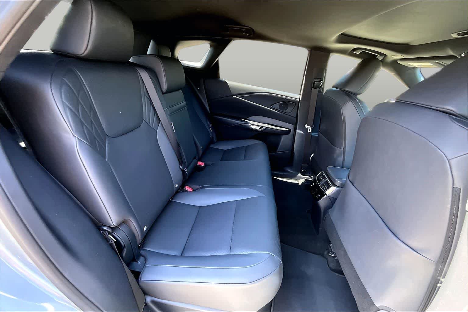 Certified Used 2025 Iridium Lexus Premium image 20