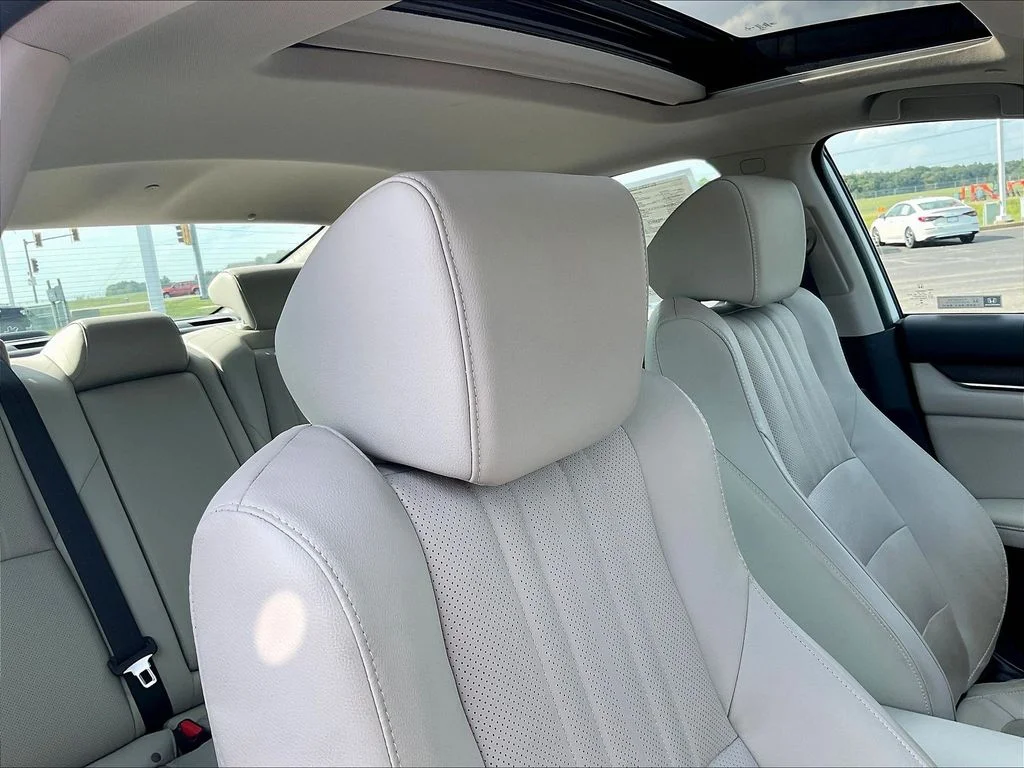 2018 Honda Accord Touring - Photo 25
