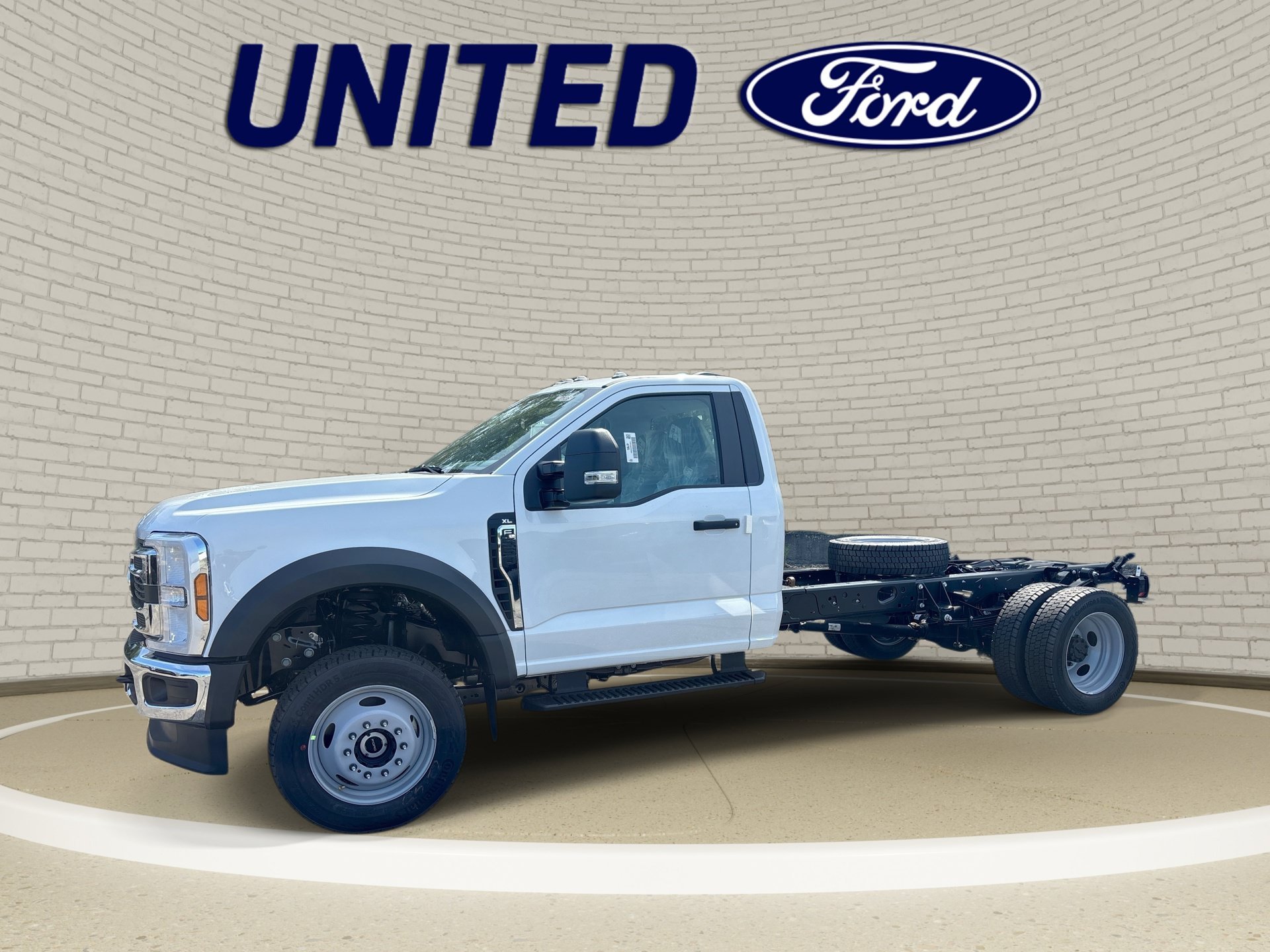 2026 Ford F-550 Super Duty Chassis Cab