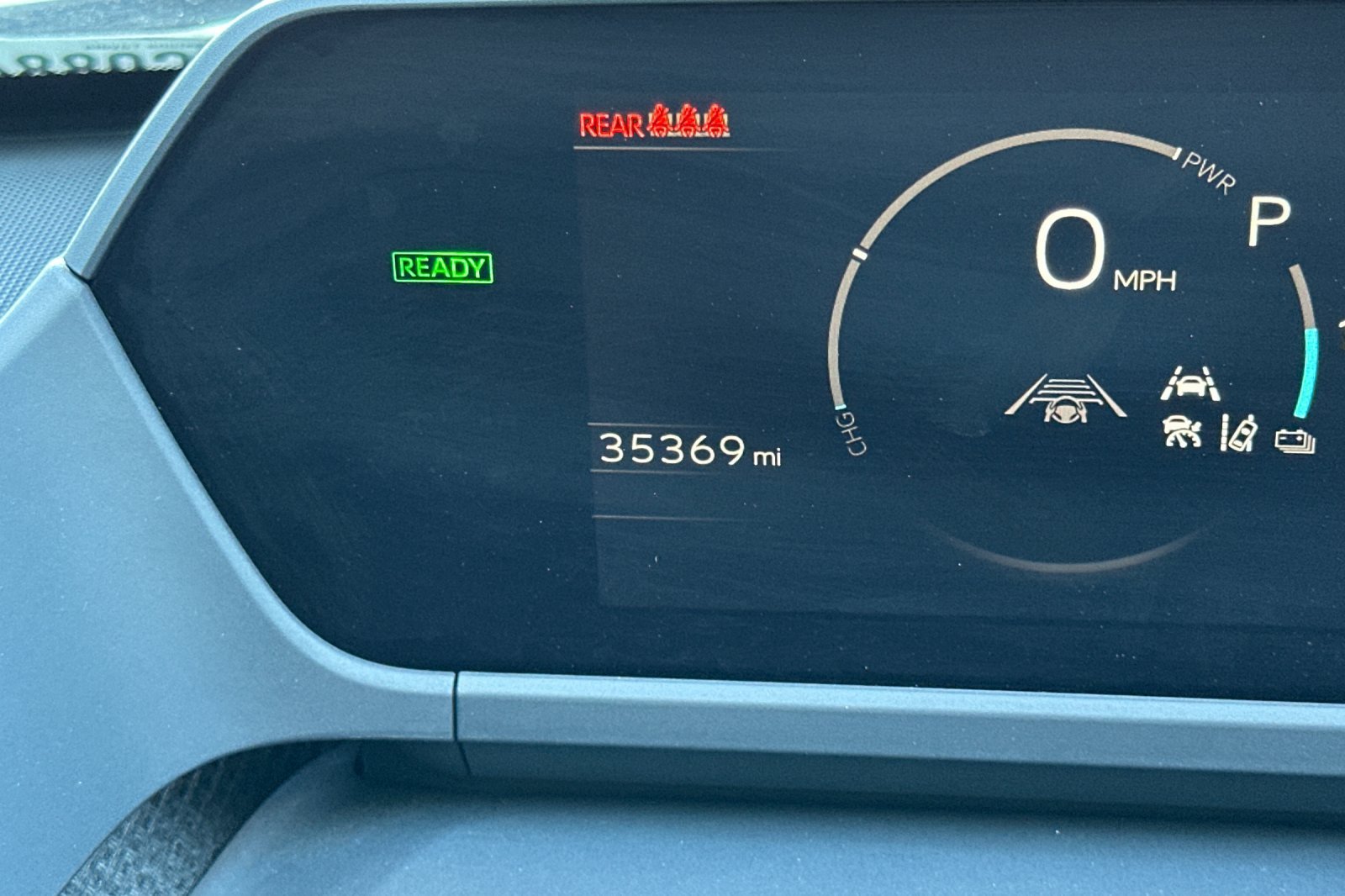 Certified Used 2023 Wind Chill Pearl Toyota XLE image 25