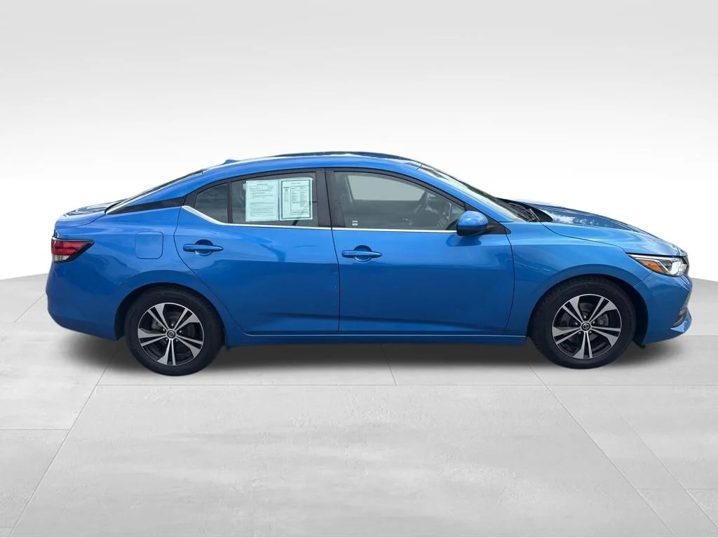 Used 2022 Blue Nissan SV image 6
