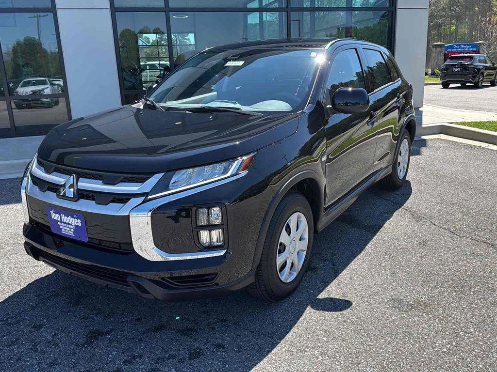 2026 Mitsubishi Outlander Sport 2.0 S AWC CVT's photo