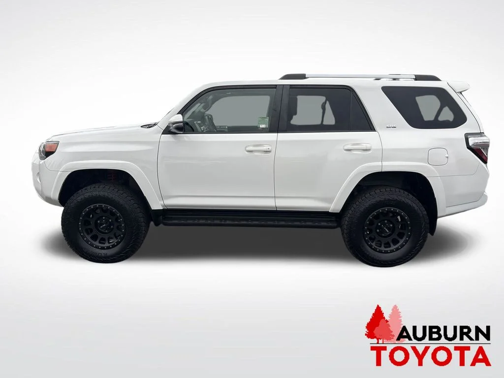 Used 2019 Ice Cap Toyota SR5 Premium image 4