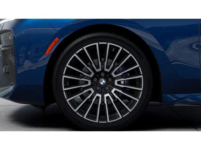 New 2026 Tanzanite Blue II Metallic BMW 760i xDrive image 7
