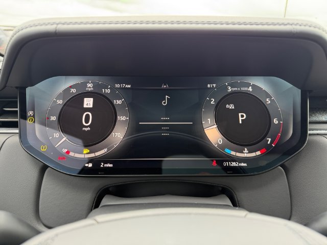 Used 2025 Black Land Rover SE image 14