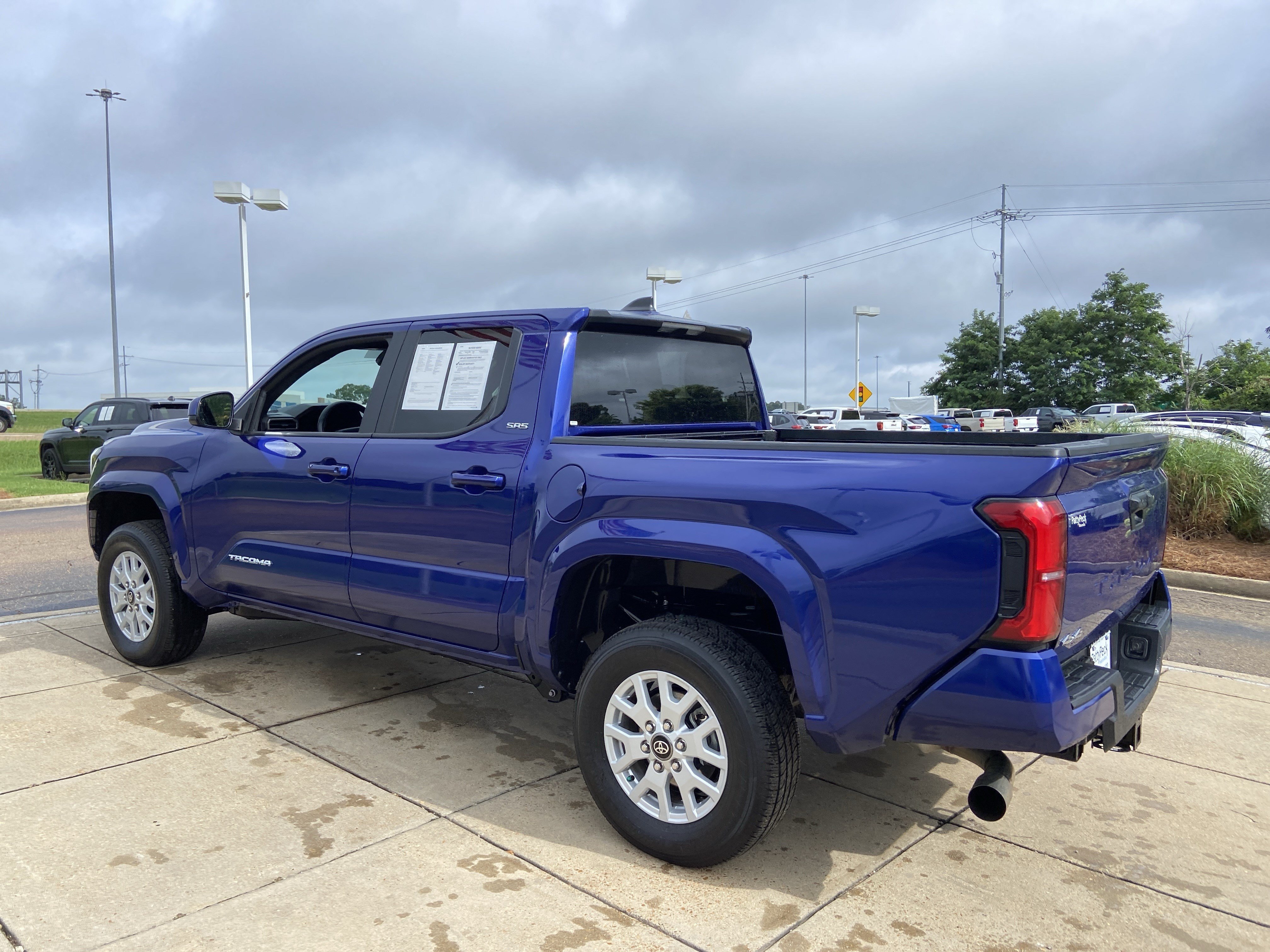 Used 2025 Blue Toyota SR5 image 8
