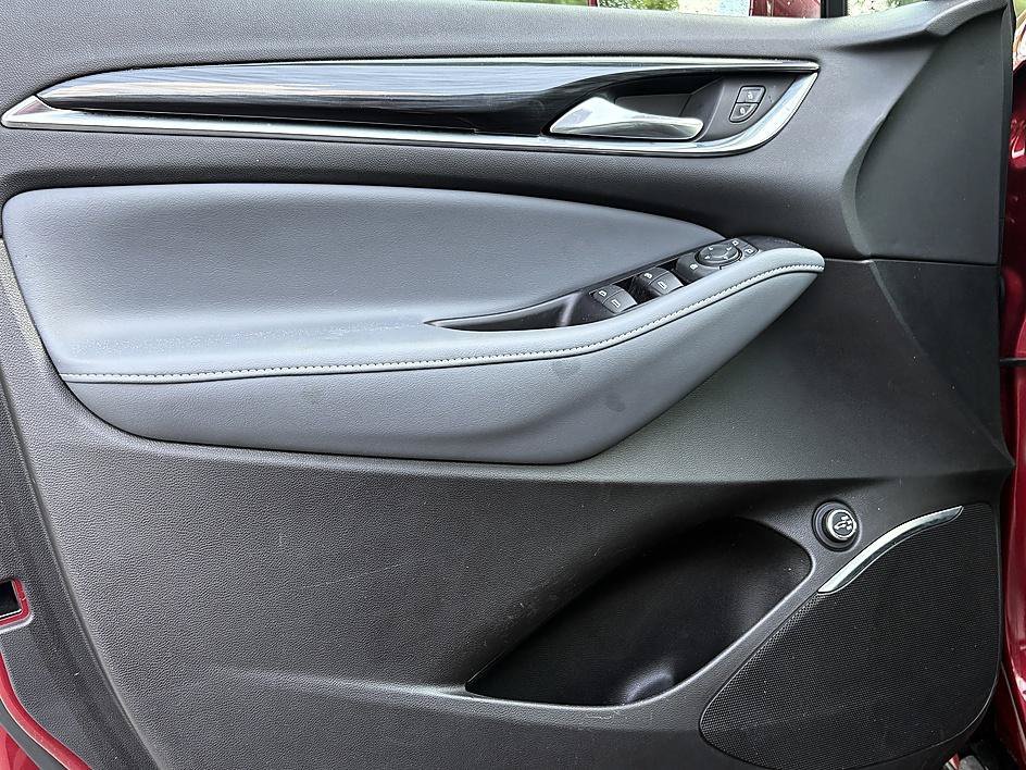 Used 2020 Red Quartz Tintcoat Buick Essence image 15