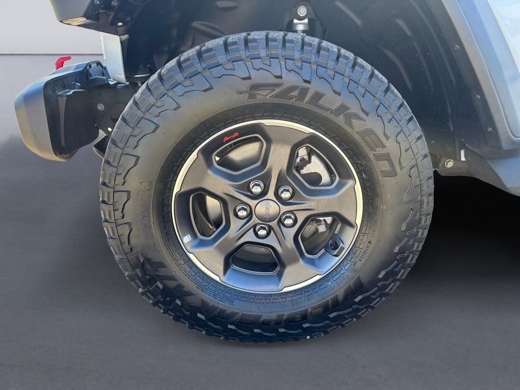 Used 2021 White Jeep Rubicon image 11