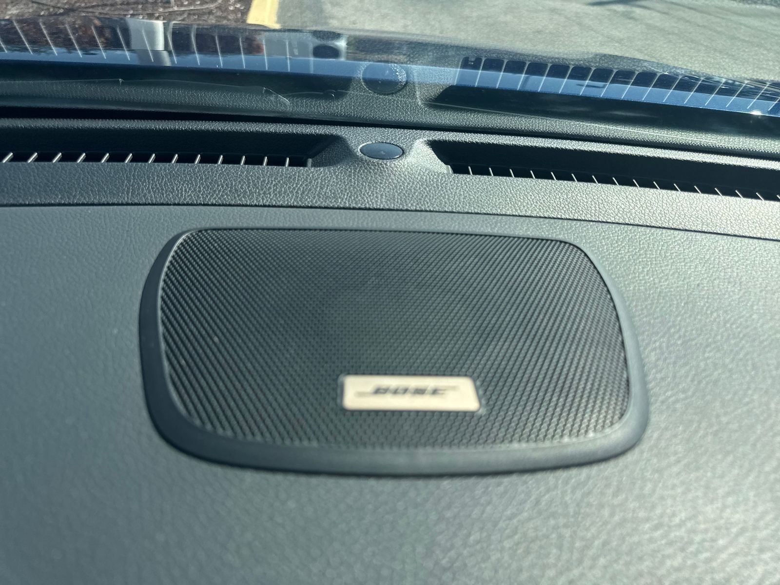 Used 2017 Blue Nissan SL image 31