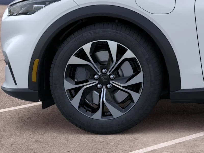 New 2026 Star White Metallic Tri-coat Ford Select image 19