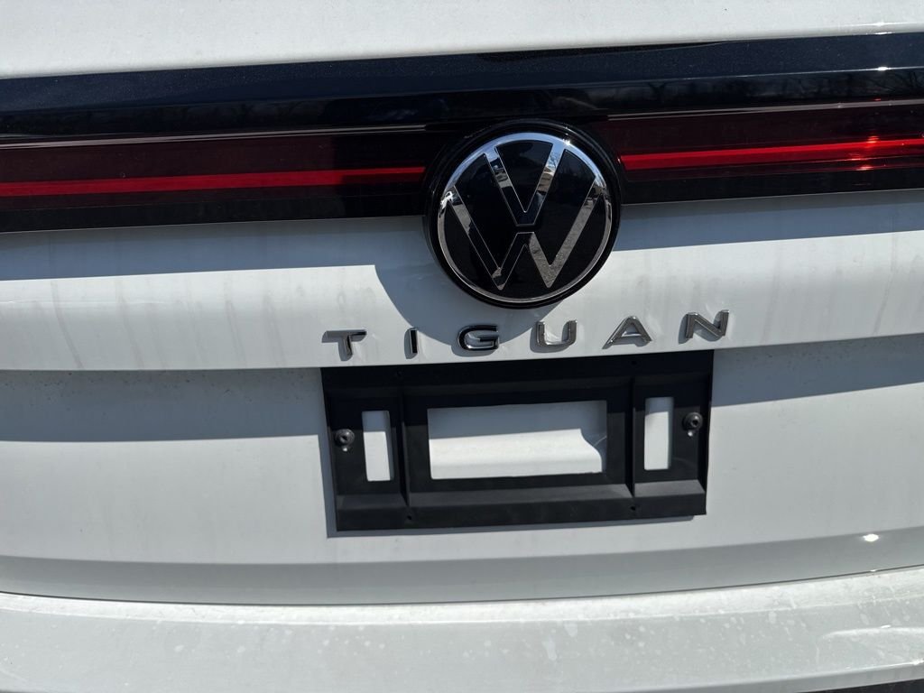 New 2025 White Volkswagen 2.0T S image 17