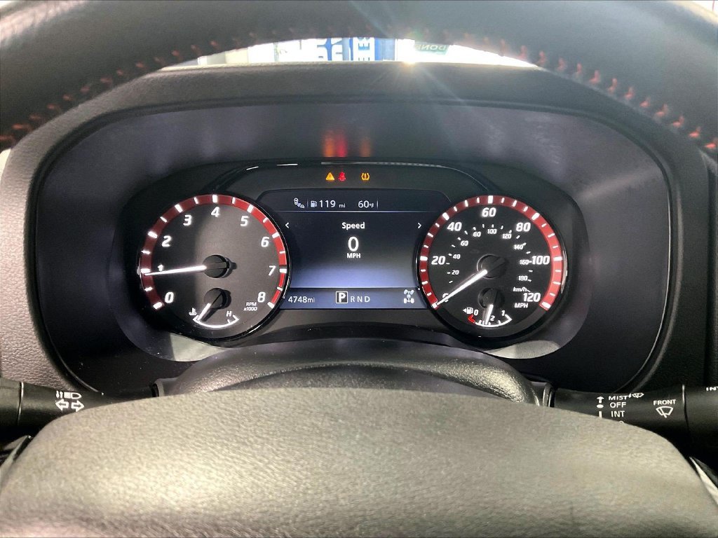 Used 2025 Black Nissan PRO-4X image 24
