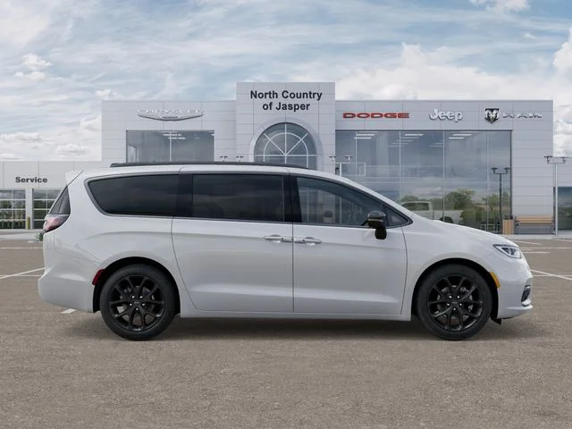 New 2026 Bright White Clear-Coat Exterior Paint Chrysler Limited image 21