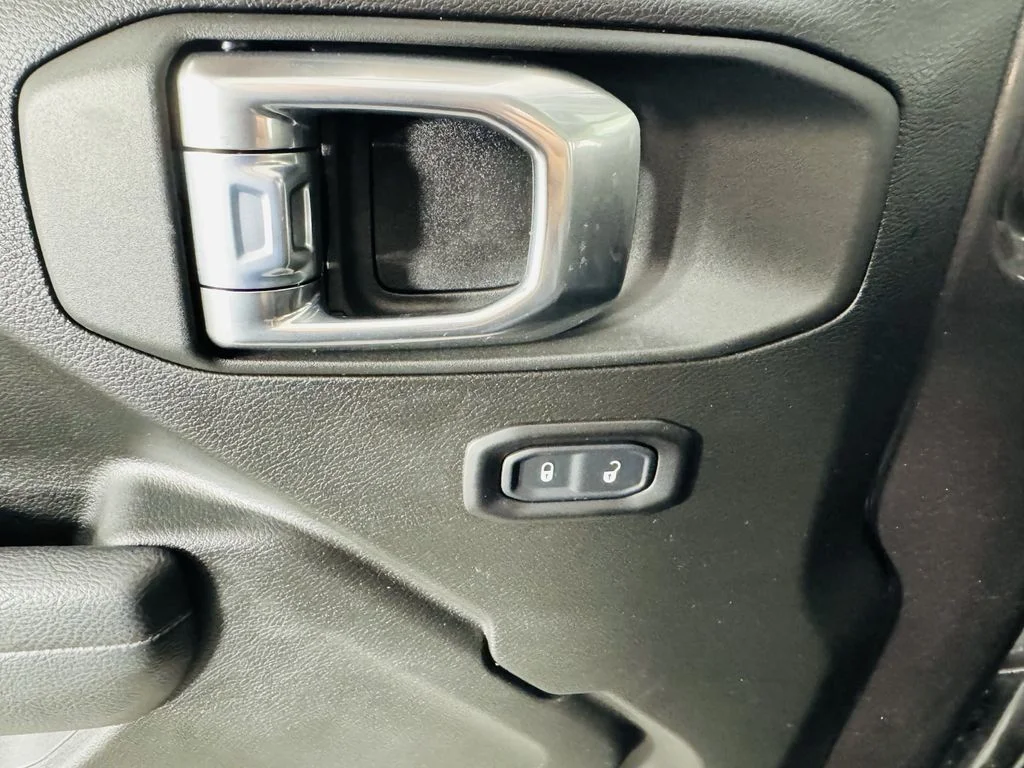 2026 Jeep Wrangler 4-Door Sport - Photo 7