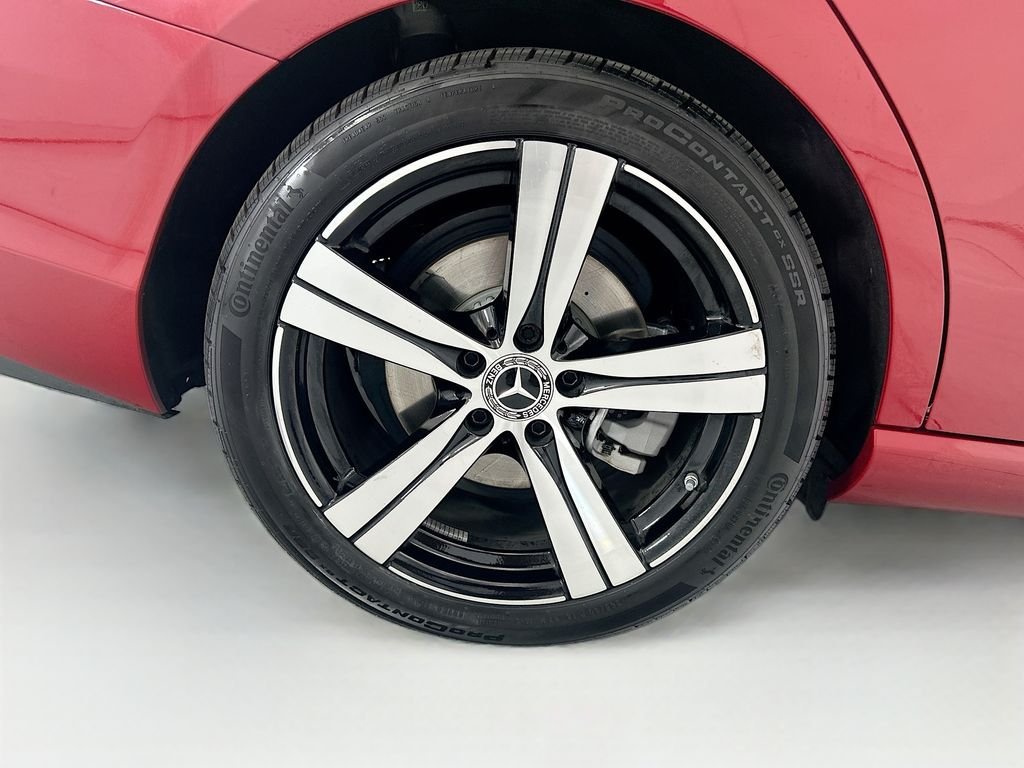 Used 2026 MANUFAKTUR Patagonia Red Metallic Mercedes-Benz C 300 image 32