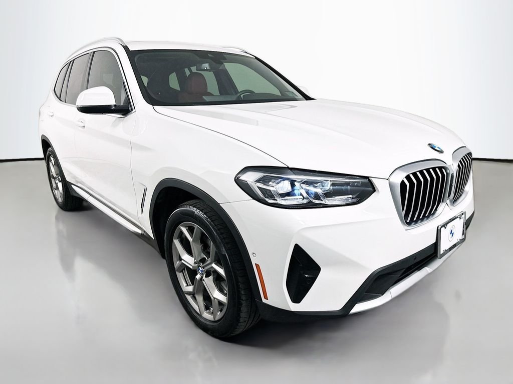 Certified Used 2024 Alpine White BMW xDrive30i image 3