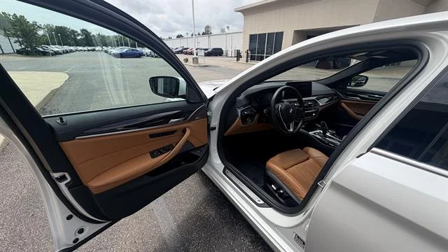 Certified Used 2023 Alpine White BMW 540i xDrive image 7