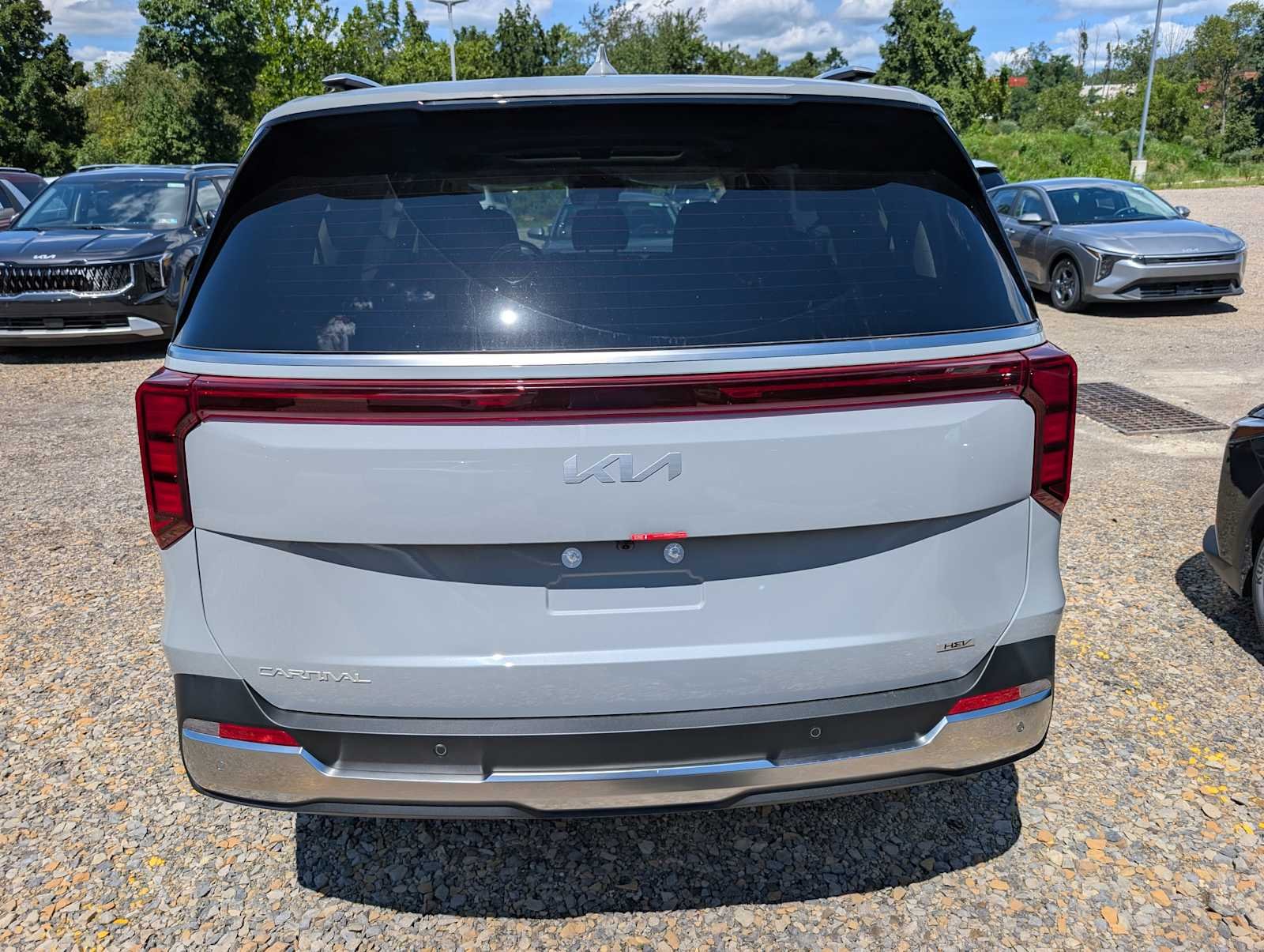 New 2027 Ceramic Silver Kia SX image 8