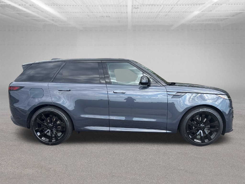 New 2027 Varesine Blue Land Rover Dynamic SE image 6