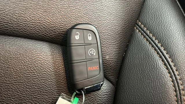 Used 2024 Gray Metallic Jeep Limited image 37