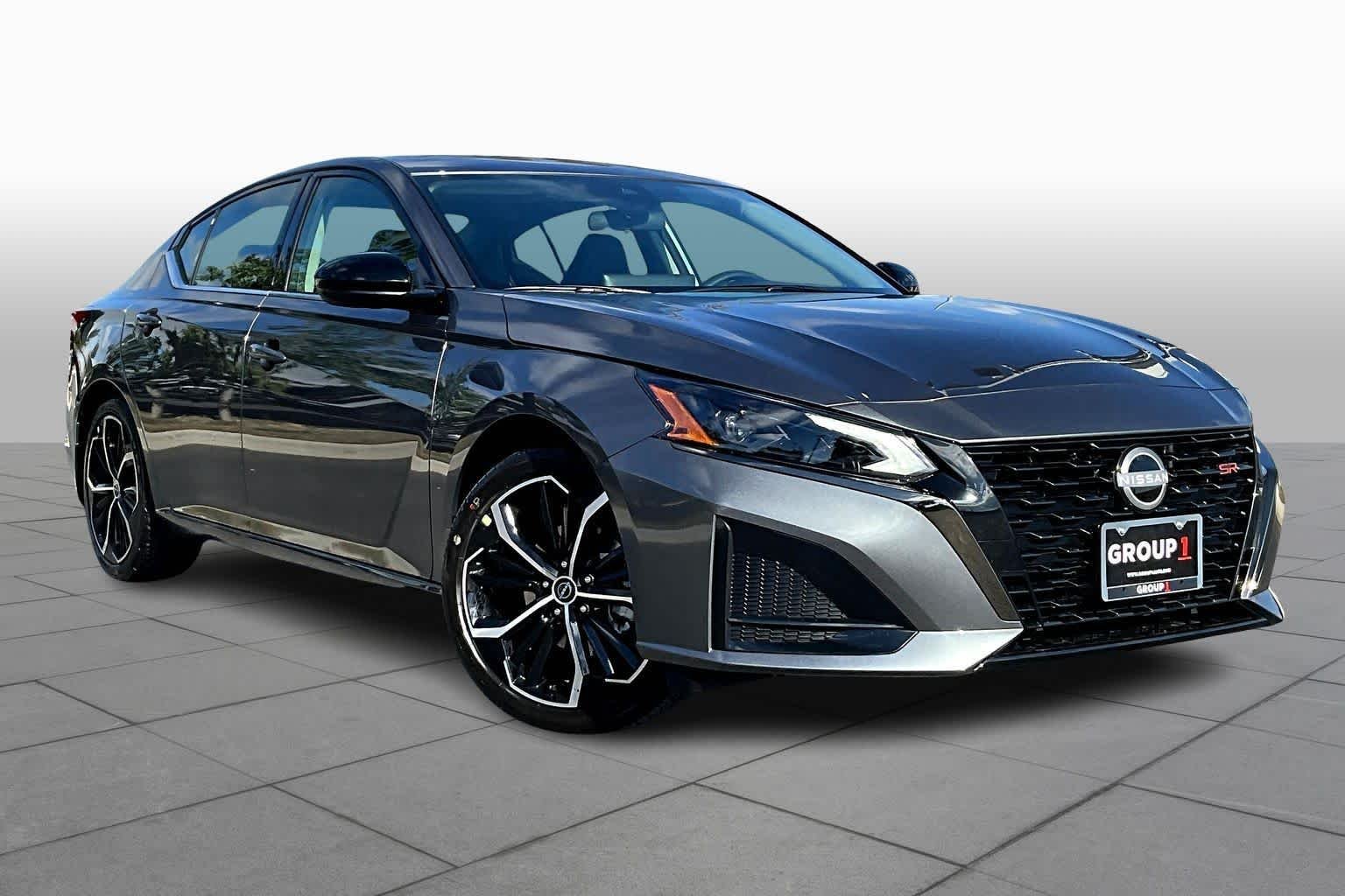 Pre-Owned 2025 Nissan Altima SR