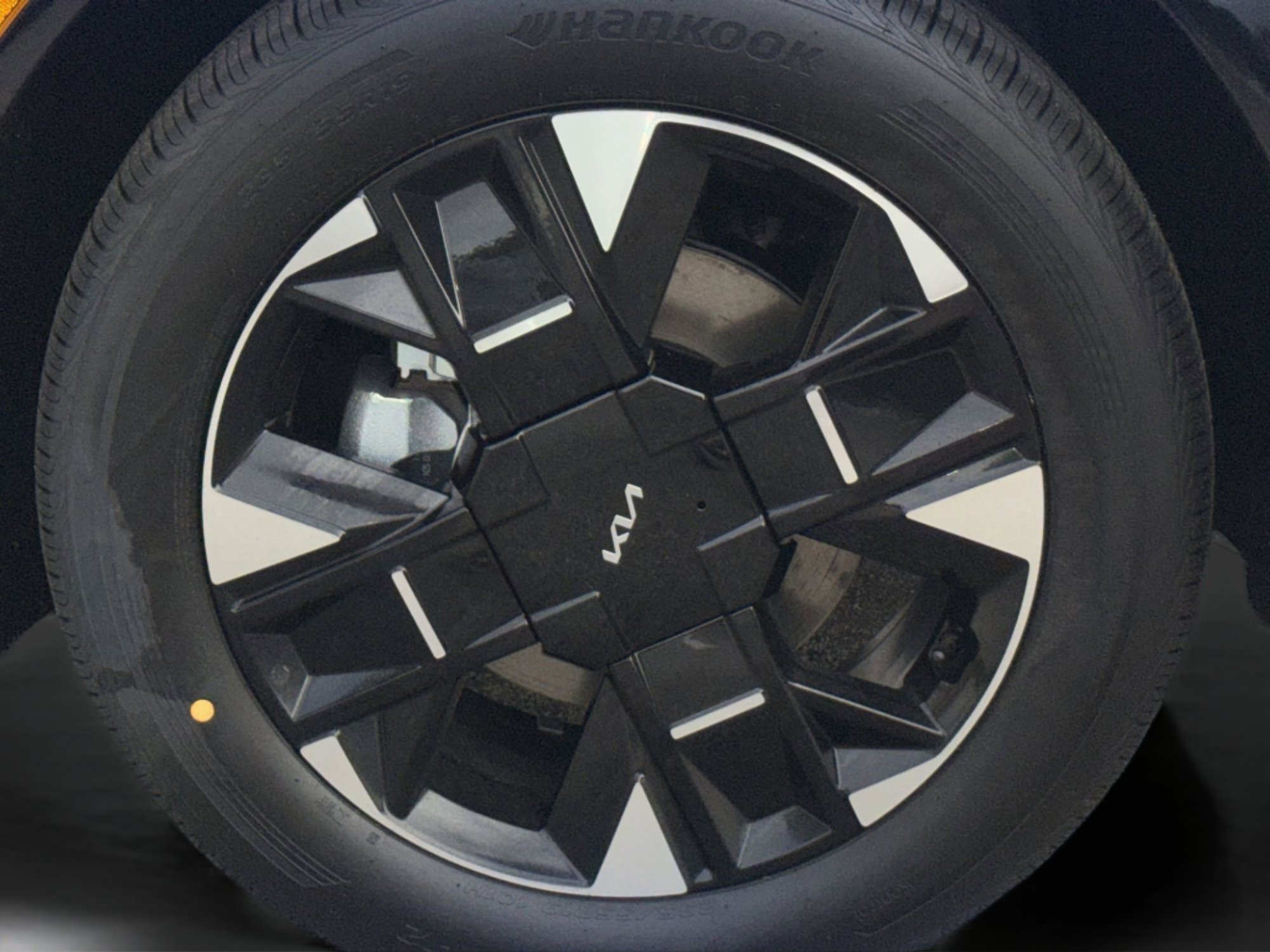New 2026 Shadow Matte Gray Kia SX-Prestige image 32