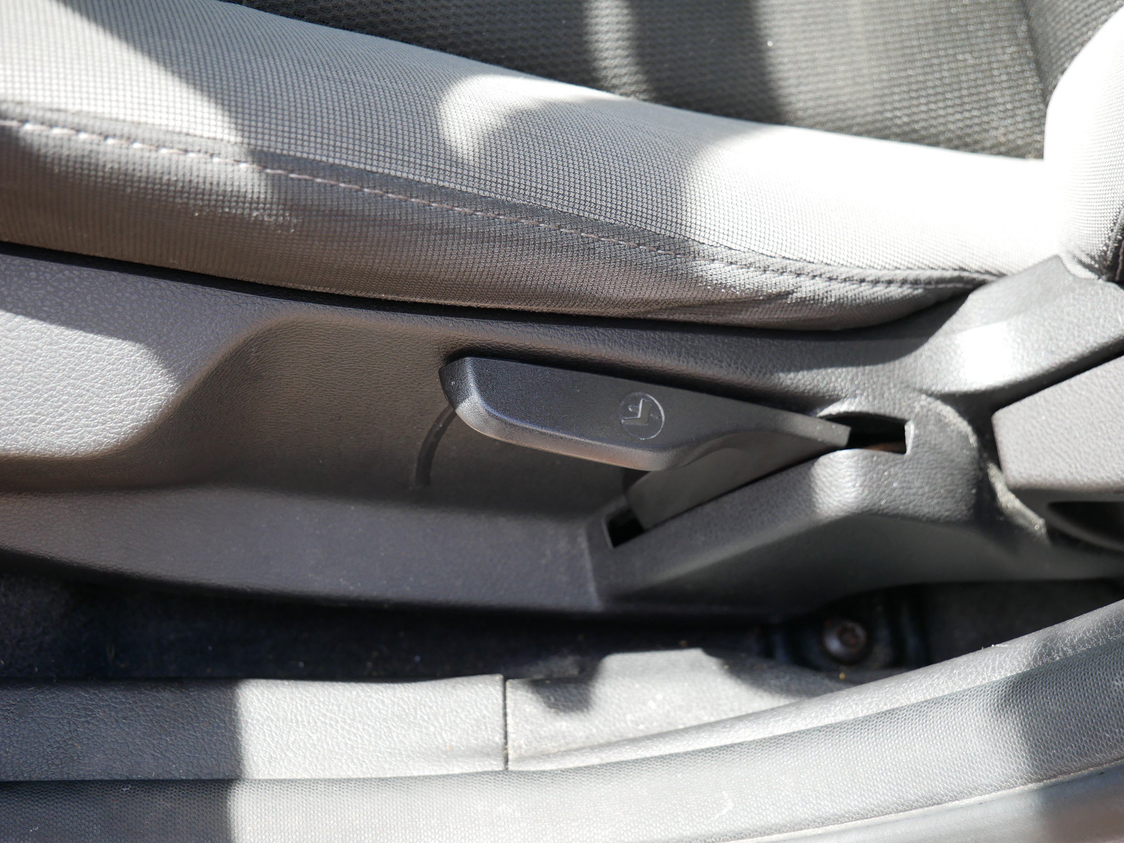 Used 2013 Gray Ford SE image 19