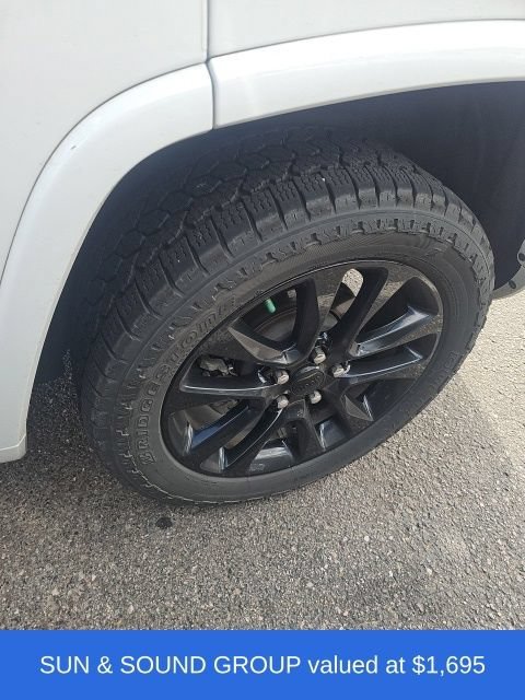 Used 2021 White Jeep Laredo X 4x4 image 4