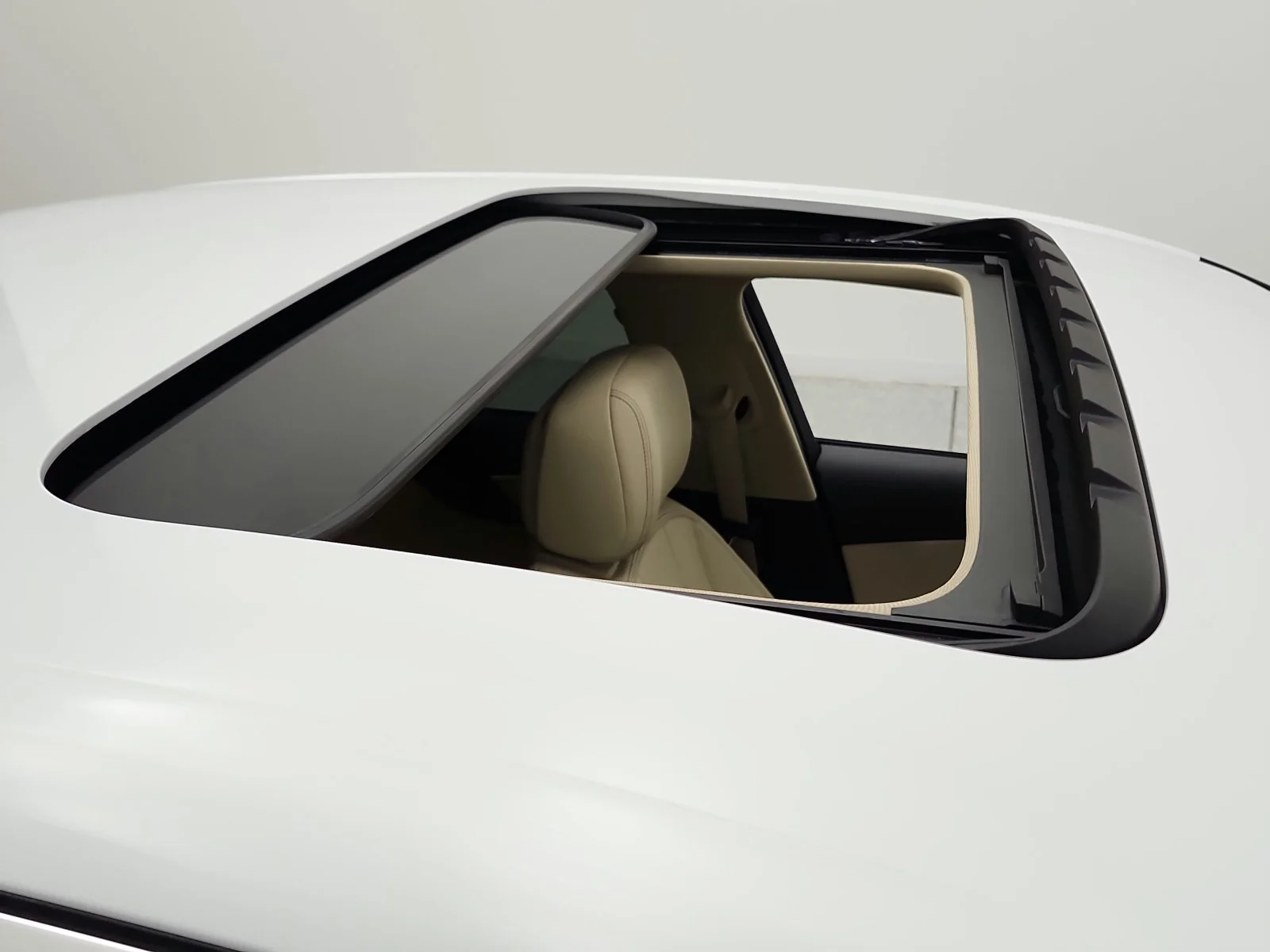 Used 2024 Glacier White Metallic Audi Premium 40 TFSI quattro image 19