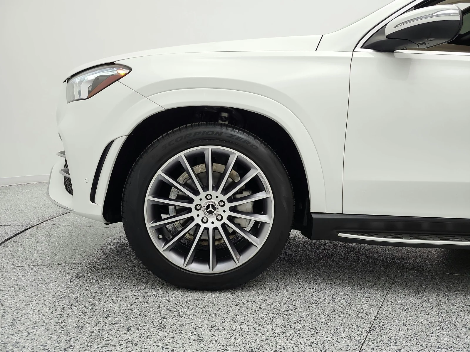 Certified Used 2023 Polar White Mercedes-Benz GLE 350 SUV image 18