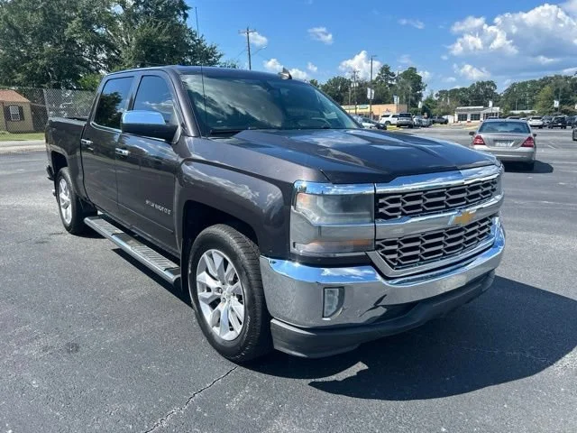 Used 2016 TUNGSTEN METALLIC Chevrolet LT image 6