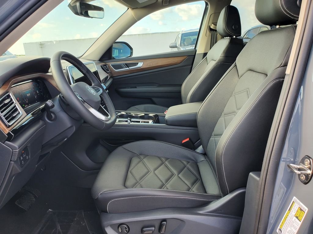 New 2026 Gray Volkswagen SE w/Technology image 5