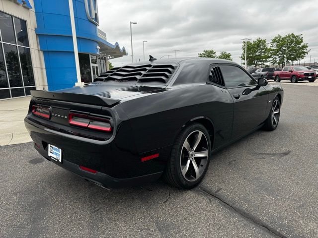 Used 2017 Pitch Black Clearcoat Dodge R/T Shaker image 5