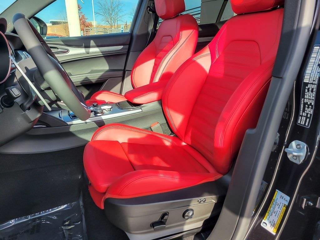 2025 ALFA ROMEO STELVIO - Image 7