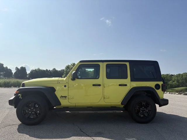 Used 2022 Yellow Jeep Unlimited Sport S image 17